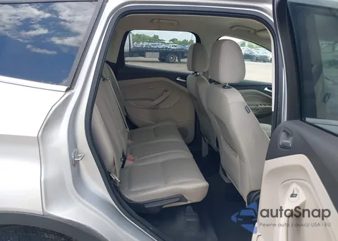 2017 Ford Escape Se z USA, uszkodzony, nr VIN 1FMCU0GD2HUF07220